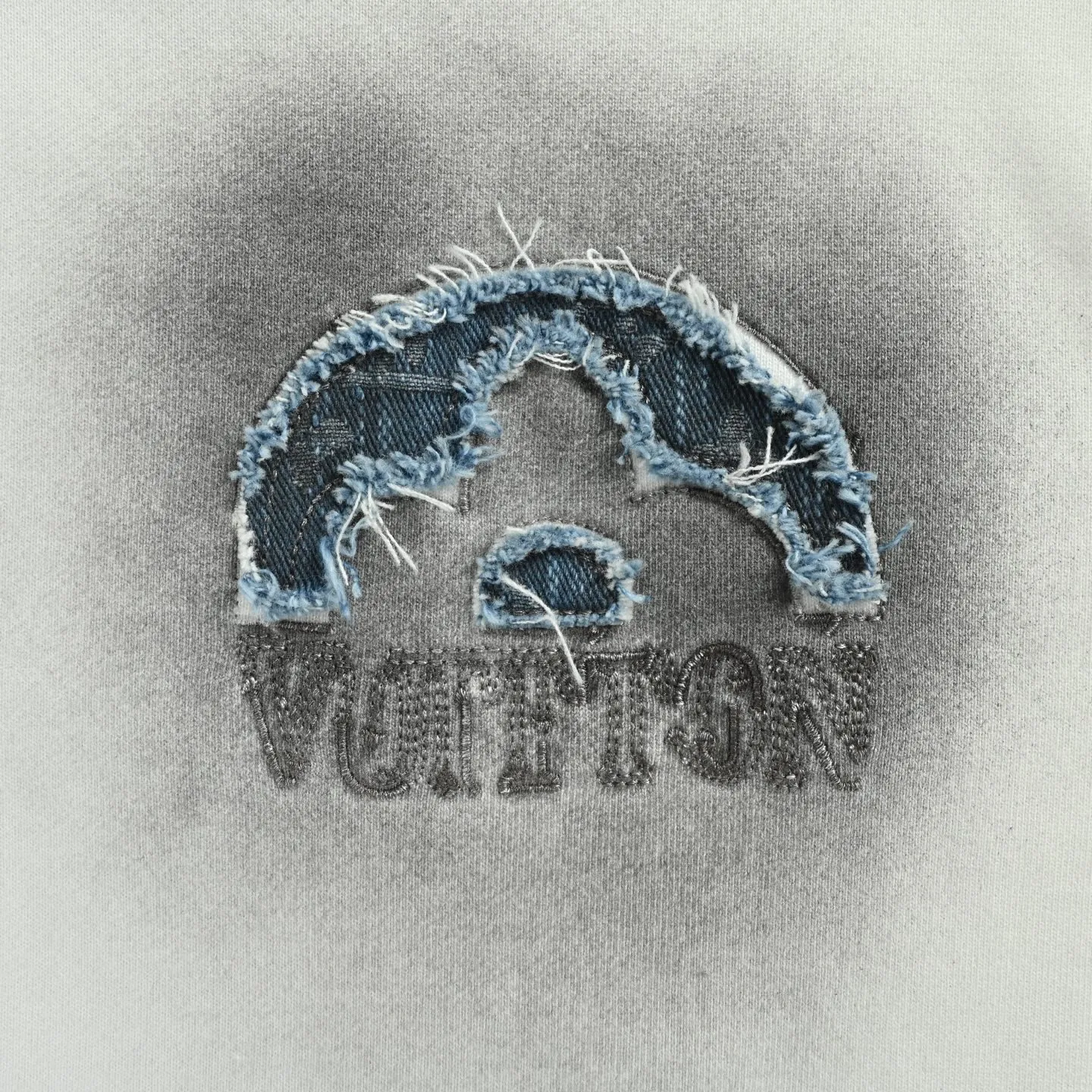 Louis Vuitton/Louis Vuitton denim patch embroidery washed ripped hole hooded sweatshirt